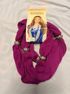 Laiberi Magenta Loop Scarf with Silver Bead Accents